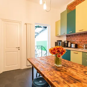 Hostal First
